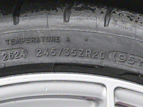 2023�� Spyder RS 4.0L