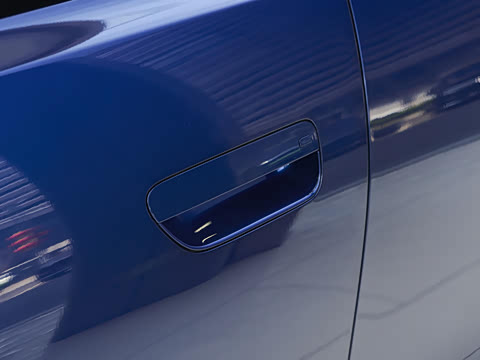 2025�� ���� Ultra�� 53.4kWh 6���� (896�߼����״