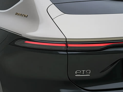 2025�� 102kWh ��ƽ���ر��
