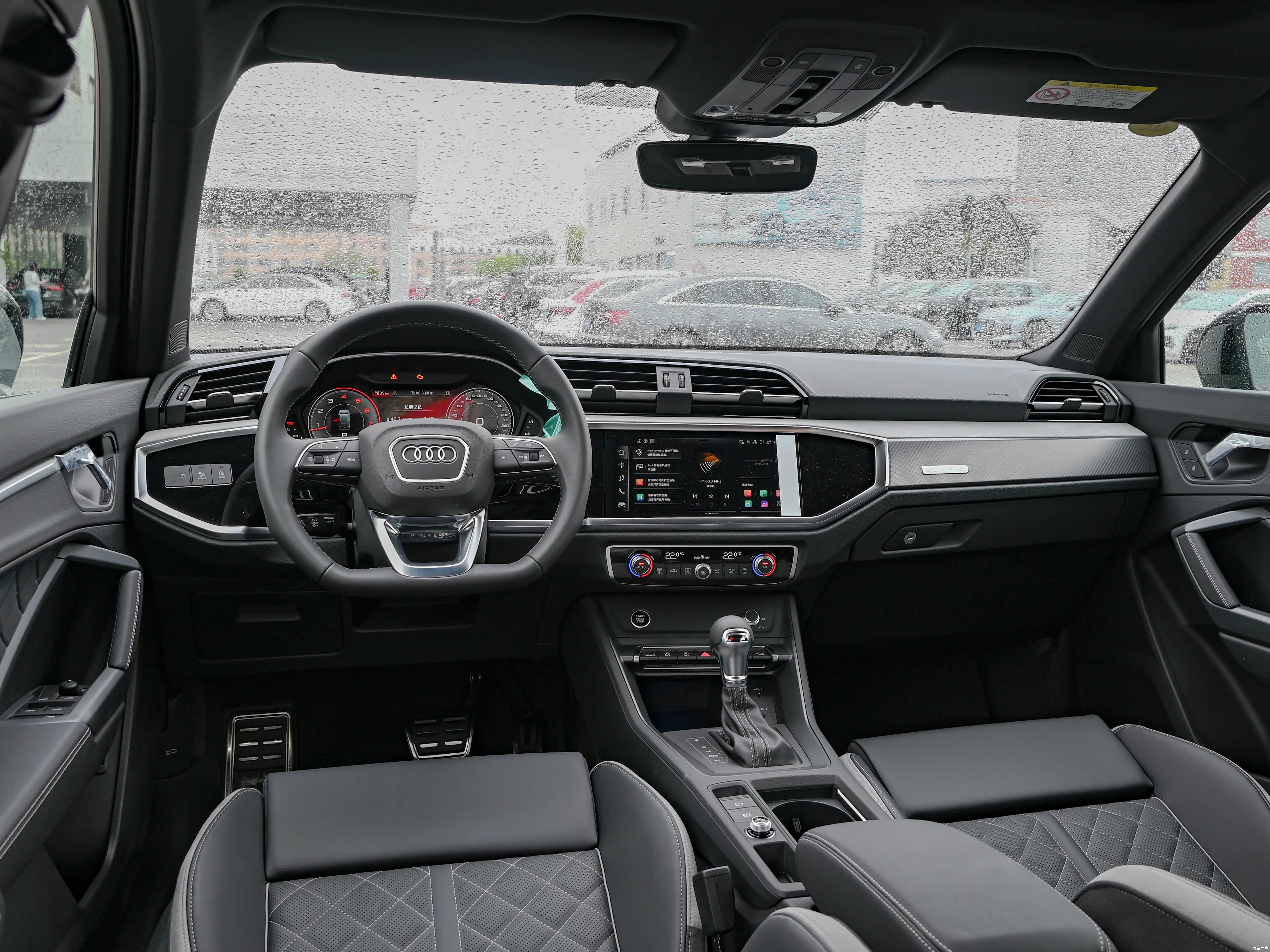 Audi Q3, миниатюра 13