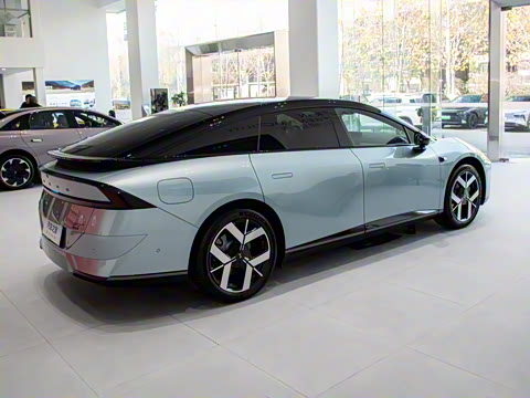 2026�� ���� 725 Max �콢��