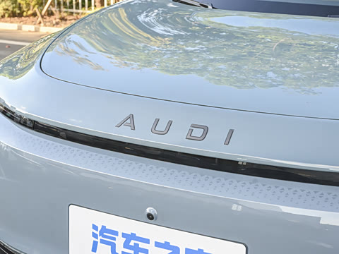 2026�� �ȷ�quattro��