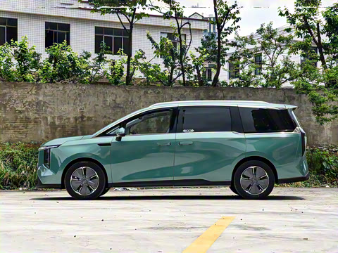 2025�� 527km ɭ�ֳ�������