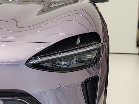 2025�� Max��