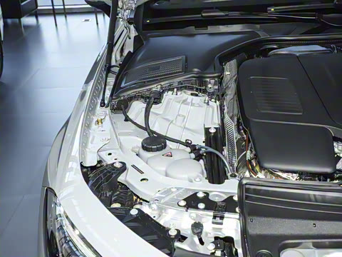 2026�� CLE 260 ������ܳ�