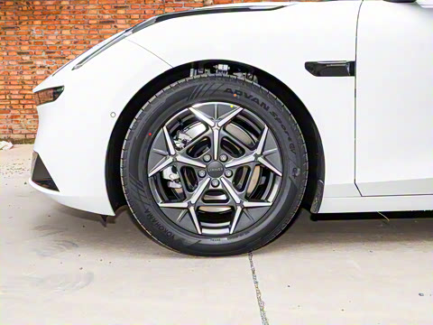 2025�� 120����Ultra