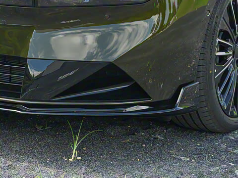 2025�� 240����Ultra�˶���