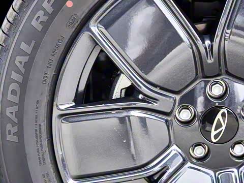 2025�� 501���������