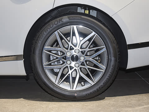 2026�� 2.5T ����������