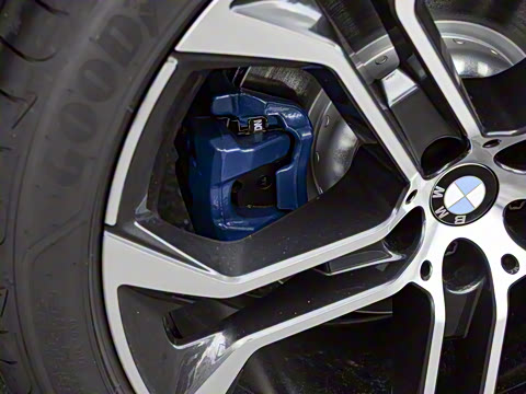 2025�� xDrive 40Li ������M�˶���ҹ��װ