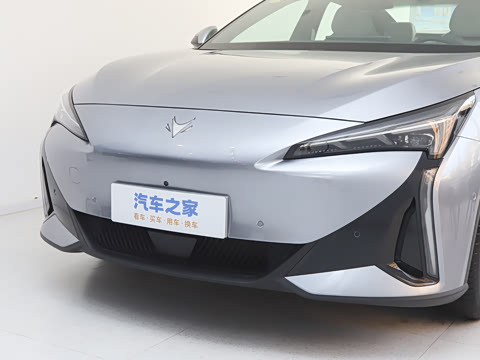 2025�� �Ŀ� 560MAX 185kW