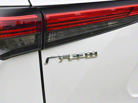 2026�� 2.5L���ܵ��˫������������ 7��