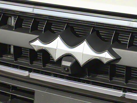 2025�� 210KM ����Ultra��