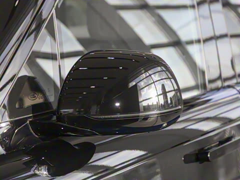 2025�� 3.0 L6 400PS �����ӳ���