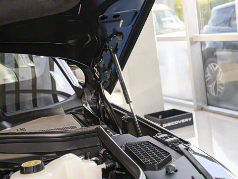 2025�� 3.0 L6 400PS �����ӳ���