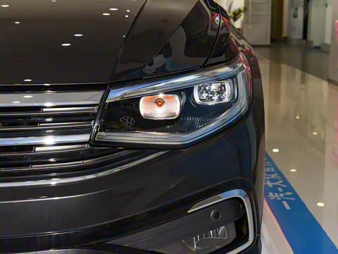 2025�� �Ŀ� 300TSI DSG���а�