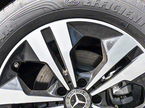 2025�� GLB 200 ������