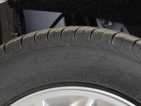 2027�� 2.0L ������ 9��