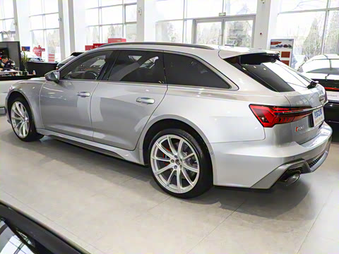 2025��  RS 6 4.0T Avant performance
