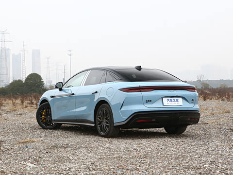 2025�� EV 701KM�����״�������