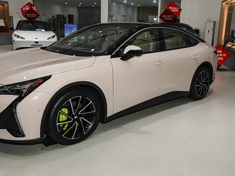 2025�� �Ŀ� 668MAX���а� 200kW