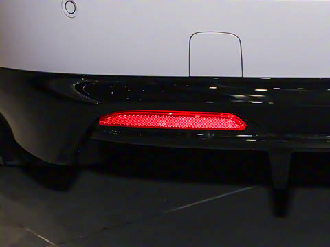 2025�� Զ����װ�޶��� 100kWh Touring