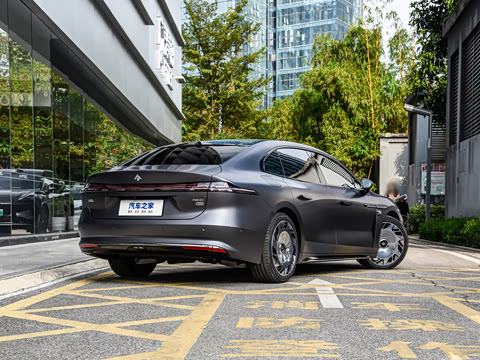 2025�� ������