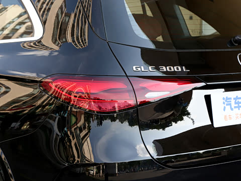 2026�� �Ŀ� GLC 300 L 4MATIC ������
