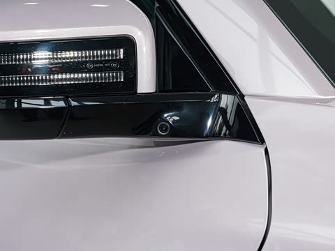 2025�� 501KM ����Ultra��