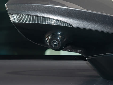 2026�� 2.0T Trophy+ �����˶���