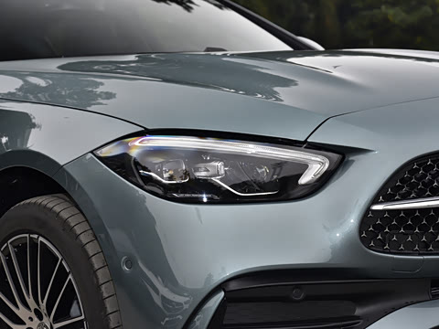 2026�� C 260 L �˶���