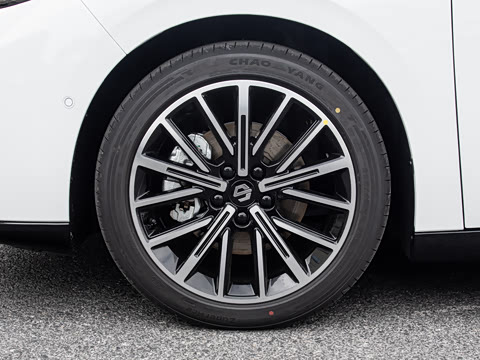 2027�� 670������