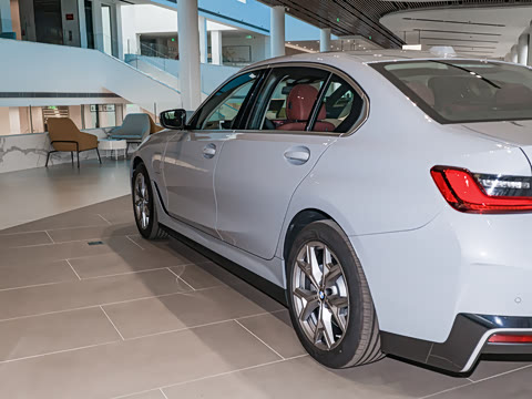 2026�� eDrive 35 L