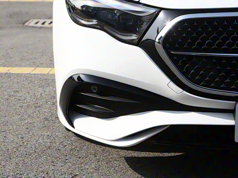 2026�� E 300 ʱ�����˶���