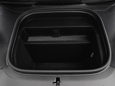 2026�� Cayenne Turbo Electric