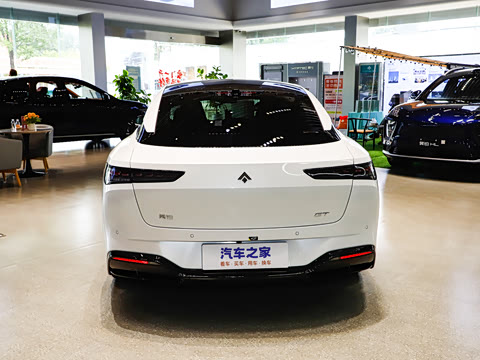 2025�� 710 Max��