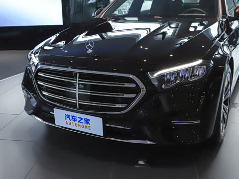 2026�� �Ŀ� E 300 L ������