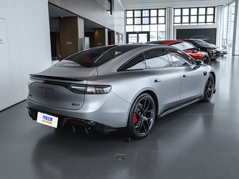 2026�� Ultra (896�߼����״