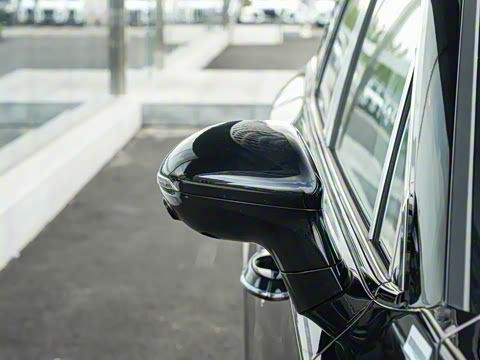 2025�� 2.0T PHEV ����200��������� 7��