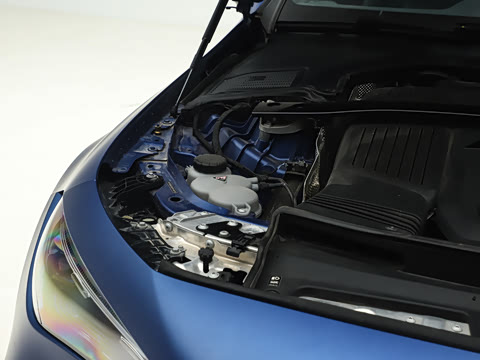 2026�� AMG CLE 53 4MATIC+ ���ܳ�