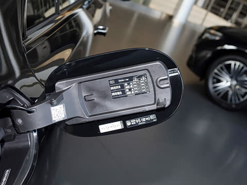 2026�� E 300 �������˶���