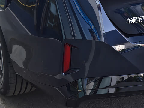 2026�� �Ŀ� eDrive 40L M�˶���װ