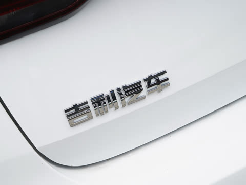 2027�� ���� 1.5L CVT������