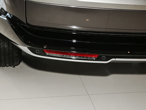 2025�� 3.0 L6 400PS ʢ���ӳ���