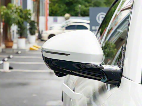 2026�� Ultra ���������