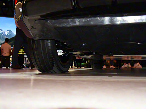 2025�� xDrive30L M�˶���ҹ��װ