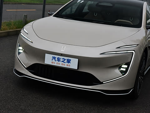 2026�� Ultra ���������