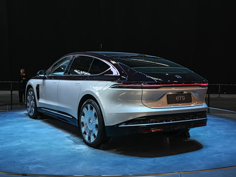 2025�� 102kWh ��ƽ���ر��