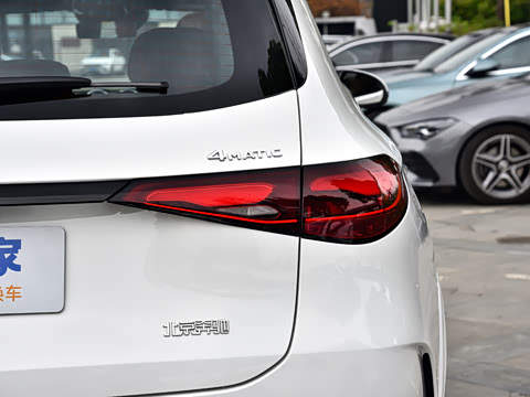 2026�� GLC 300 L 4MATIC ������