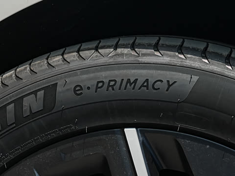 2025�� 670 Max��